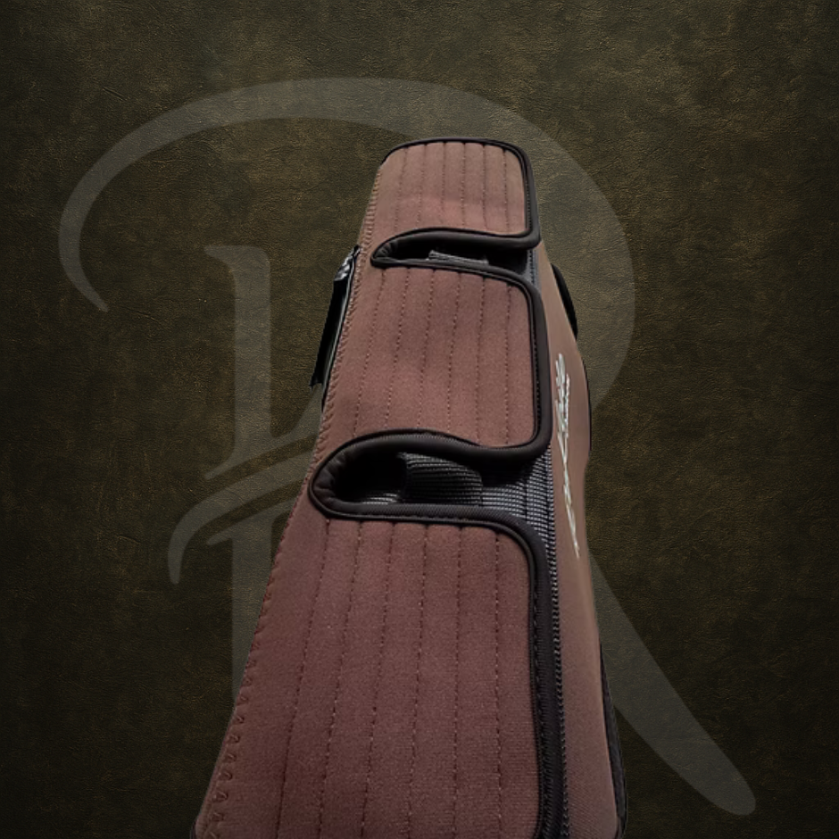 Hidden handle on a waterfowl dog vest